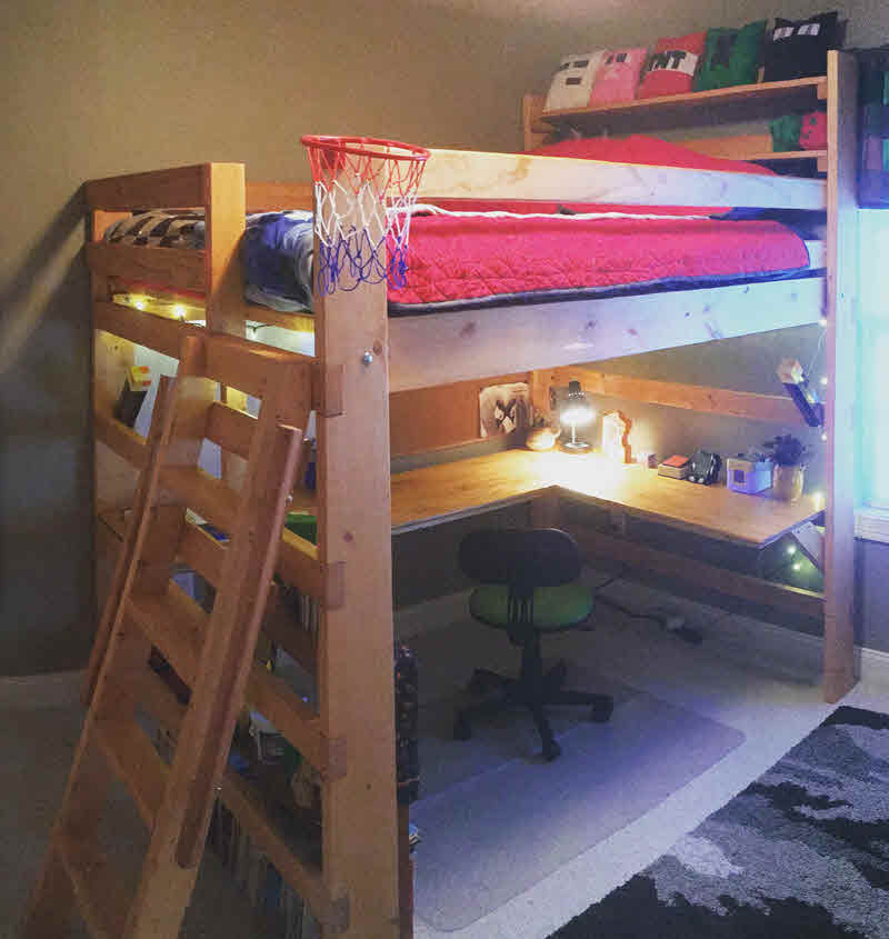 Youth Teen College Loft Bunk Beds, Pirate Loft Bed With Desk